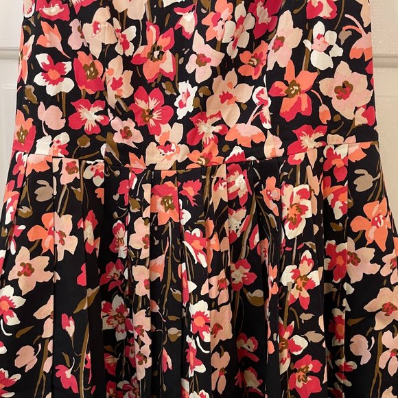 Talbots Size 10 Pleated Floral Women's Dress - Picture 7 of 9